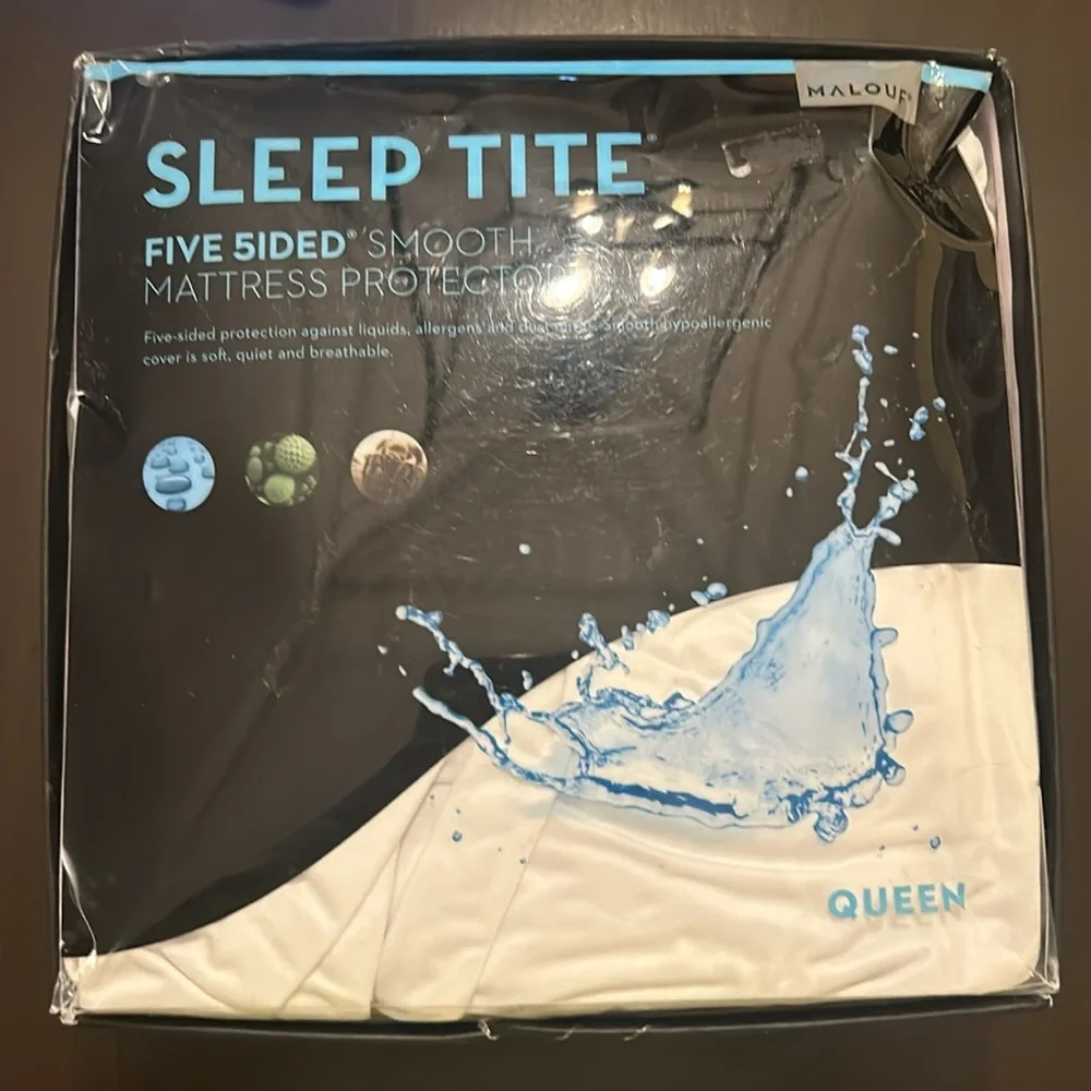 Malo Sleep Tite Five-Sided Smooth Mattress Protector - White